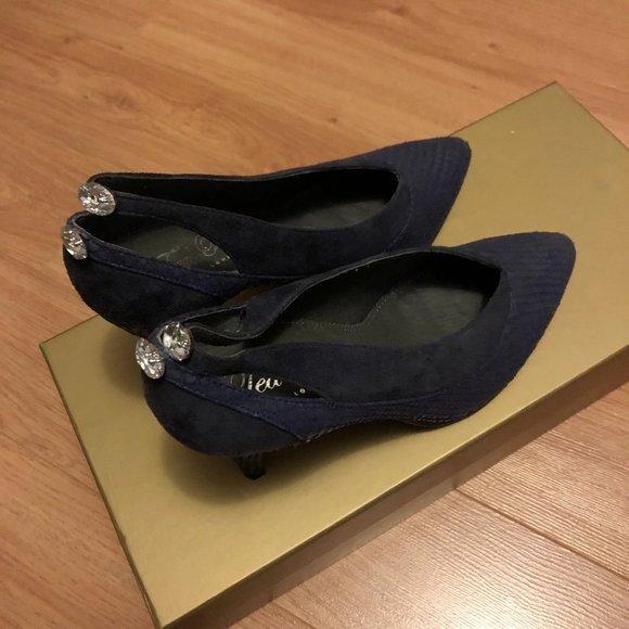 Brand New Ted Baker London Pumps - Picture 3 of 6